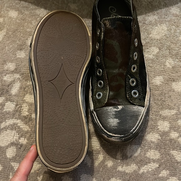 Naughty monkey grunge slip on sneaker - Picture 3 of 3